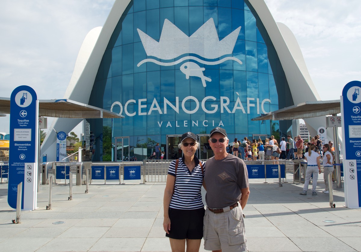 180608 Valencia Aquarium Experience with Jim and Cathy