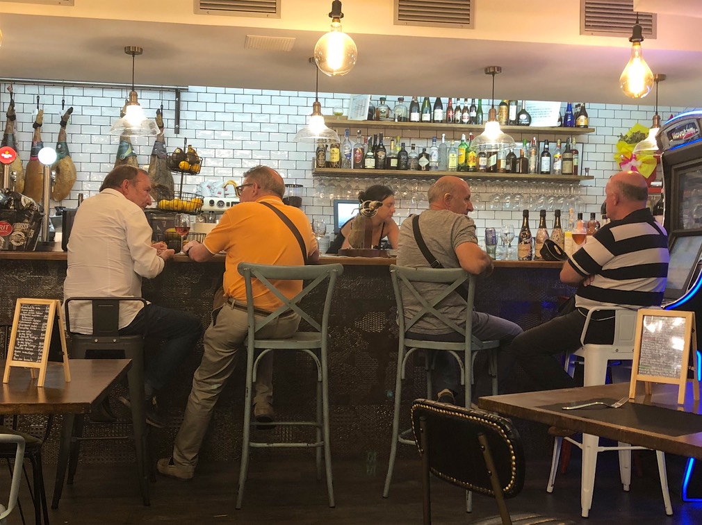 180726 17 LLeida Local restaurant for dinner