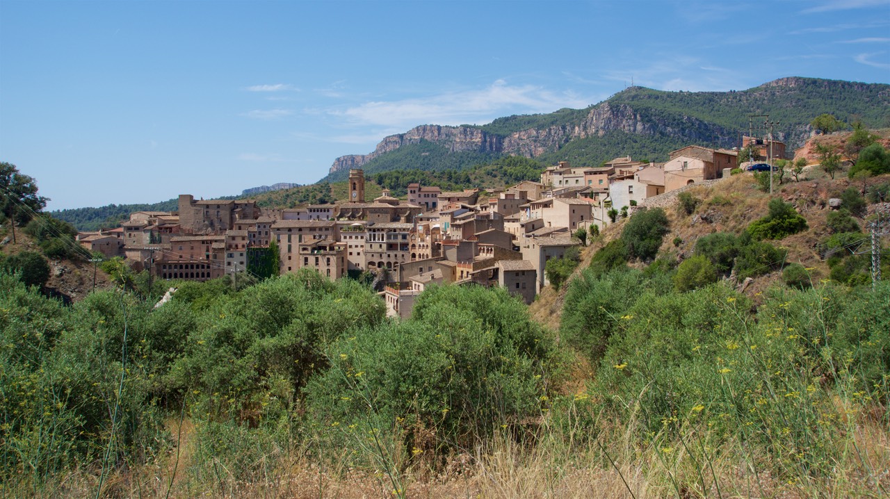 180727 7 Driving Lleida to Winery Scala Dei town of  La Vilella Baixa