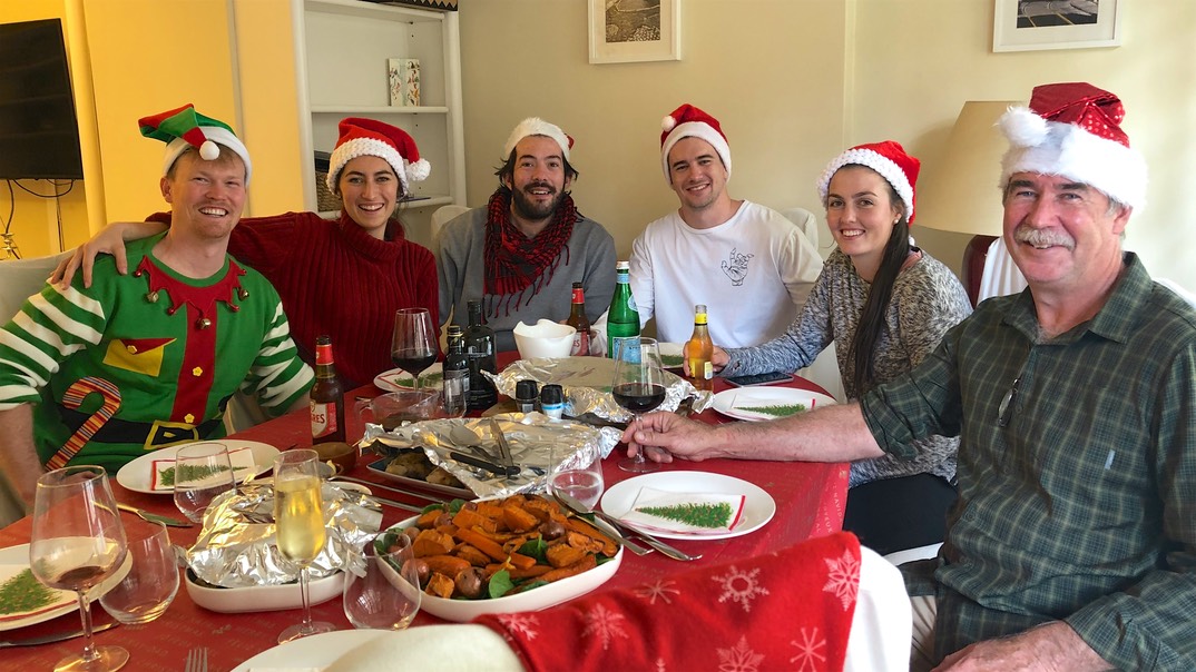 181225 7 Christmas Day Lisbon Tobias Lauren JJ Scott Bek and Andrew Lunch time (1)