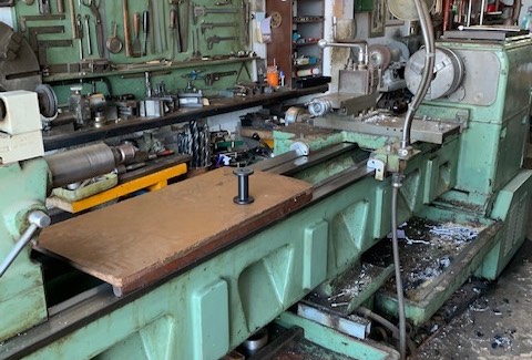 190816 Andrew found the perfect workshop to get a job done Corfu