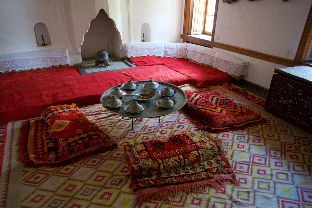 190823 24 Walking Gjirokaster Ethnographic Museum