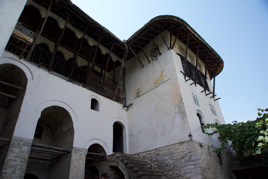 190823 28 Walking Gjirokaster Skenduli House 1700s (1)