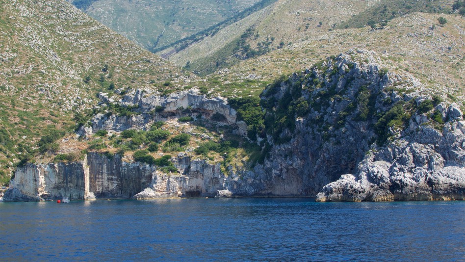 190829 3 Porto Palermo to Gjiri Shengjergjit beautiful cove to be investigated Grama Bay