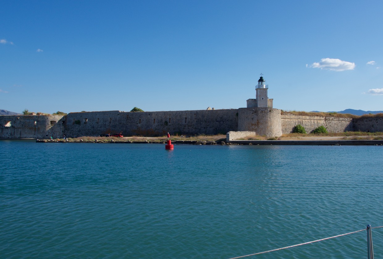 190921 Approaching the swing bridge Santa Maura Fort ruins Levkas