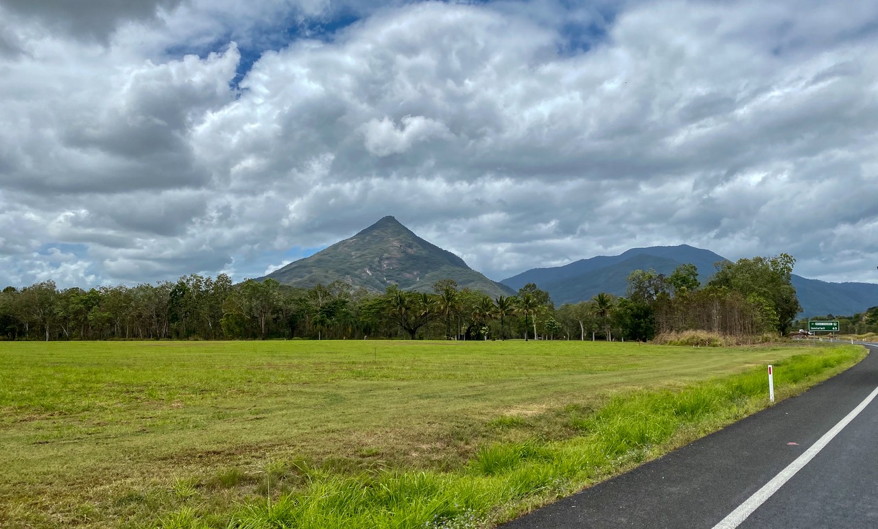 201006 Day 28 Cairns to Townsville-02 Gordonvale